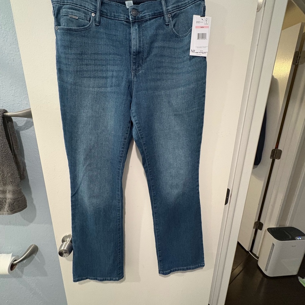 Nine West Blue Denim Jeans—mini boot cut -NWT